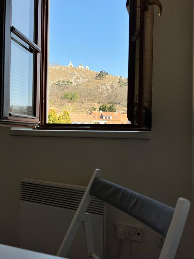 Garni Pension U Svateho Urbana Микулов Екстериор снимка